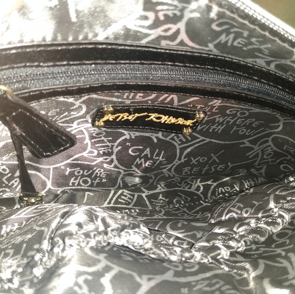 Betsey Johnson Crossbody Bag Fuscha Leopard Print NWOT Lots Of Storage Hot Pink - Picture 6 of 11